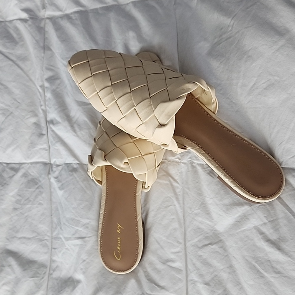 Circus NY slides